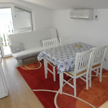 Apartments Zvone - 100 M From Sea 比比涅 外观 照片