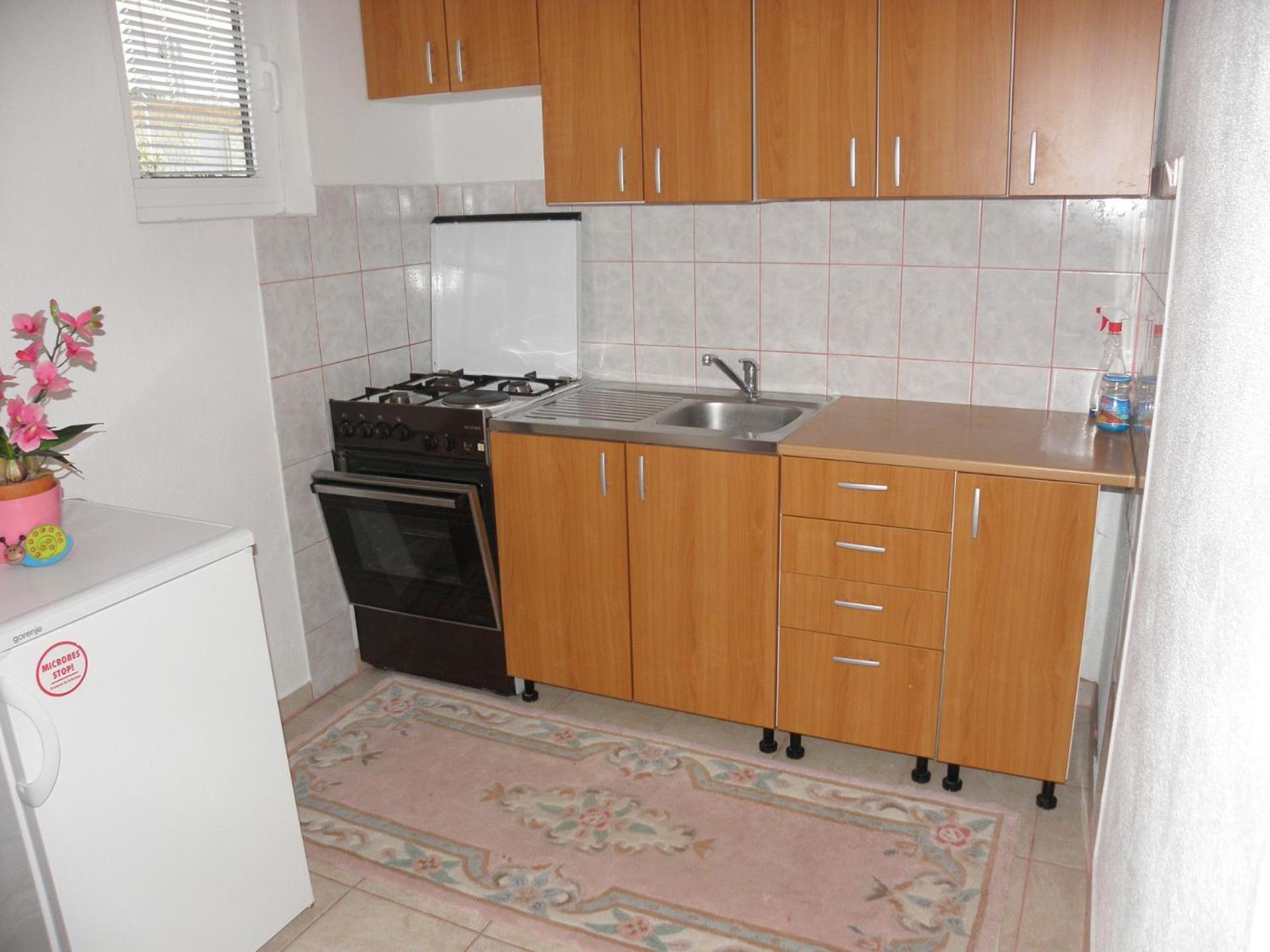 Apartments Zvone - 100 M From Sea 比比涅 外观 照片